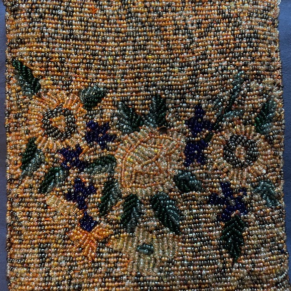 Handmade beaded bag - Picture 2 of 5